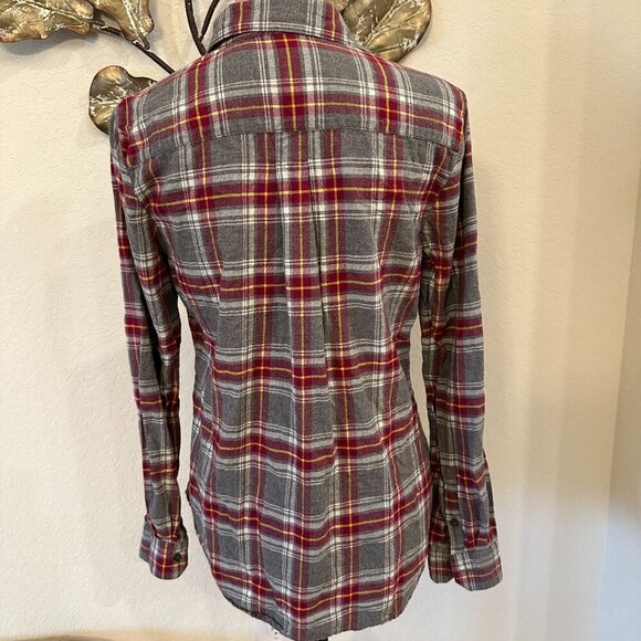π Banana Republic Plaid Ruffle Button-Up β Size M π - Picture 3 of 4